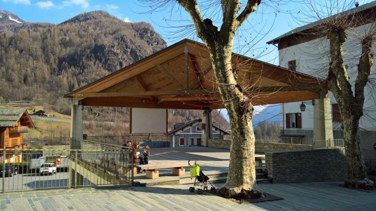 Grazioso Monolocale A Pochi Passi Dal Centro Cittadino Chiesa in Valmalenco Exterior foto